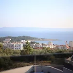 Villa Lacus