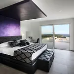 Villa Lacus *
