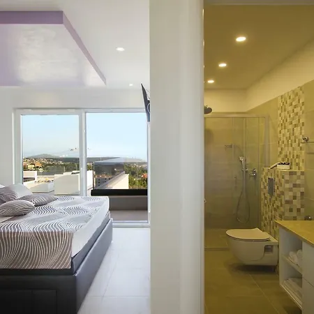 Villa Lacus *